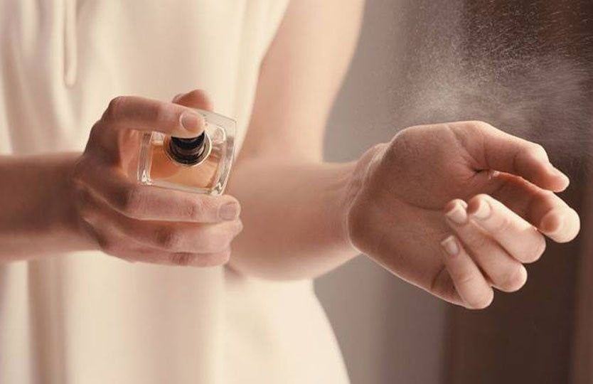 Hướng dẫn sử dụng nước hoa đúng cách