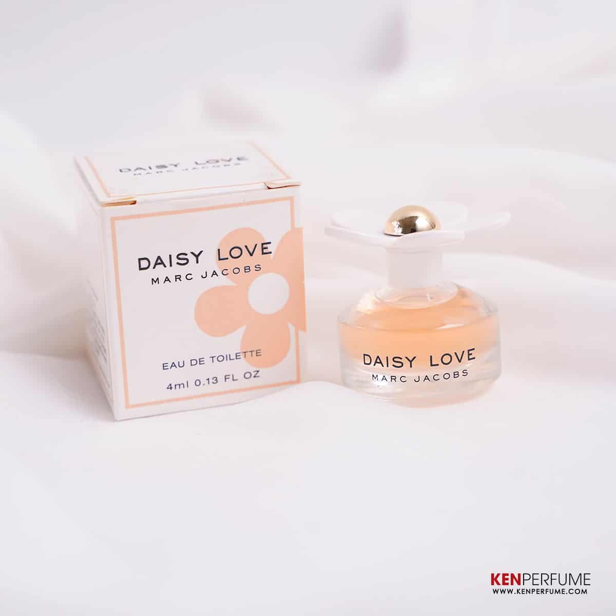 MARC JACOBS - Daisy Love EDT 4ML Mini