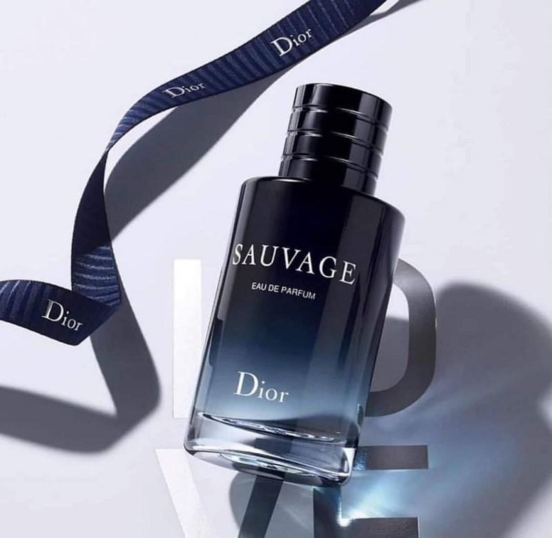 Sauvage Eau De Parfum sự lựa chọn không thể bỏ qua của đấng mày râu