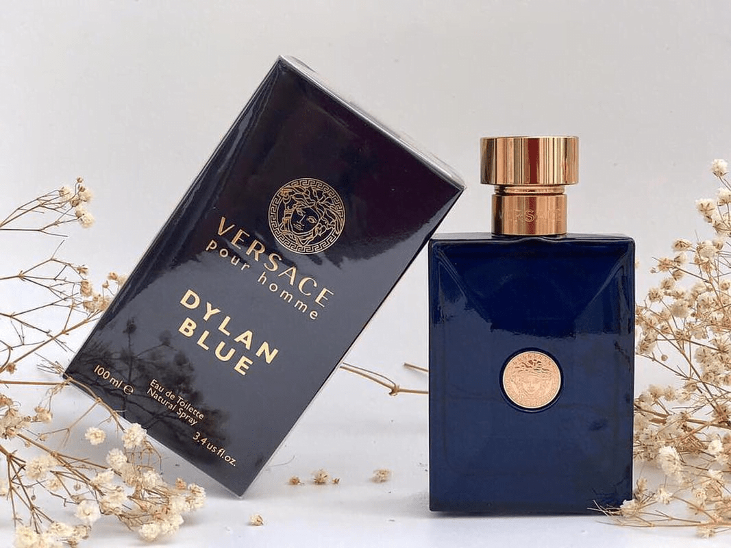 Mạnh mẽ và đẳng cấp cùng Versace Dylan Blue