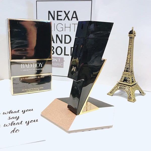 Thiết kế ấn tượng của nước hoa Carolina Herrera dành cho nam.