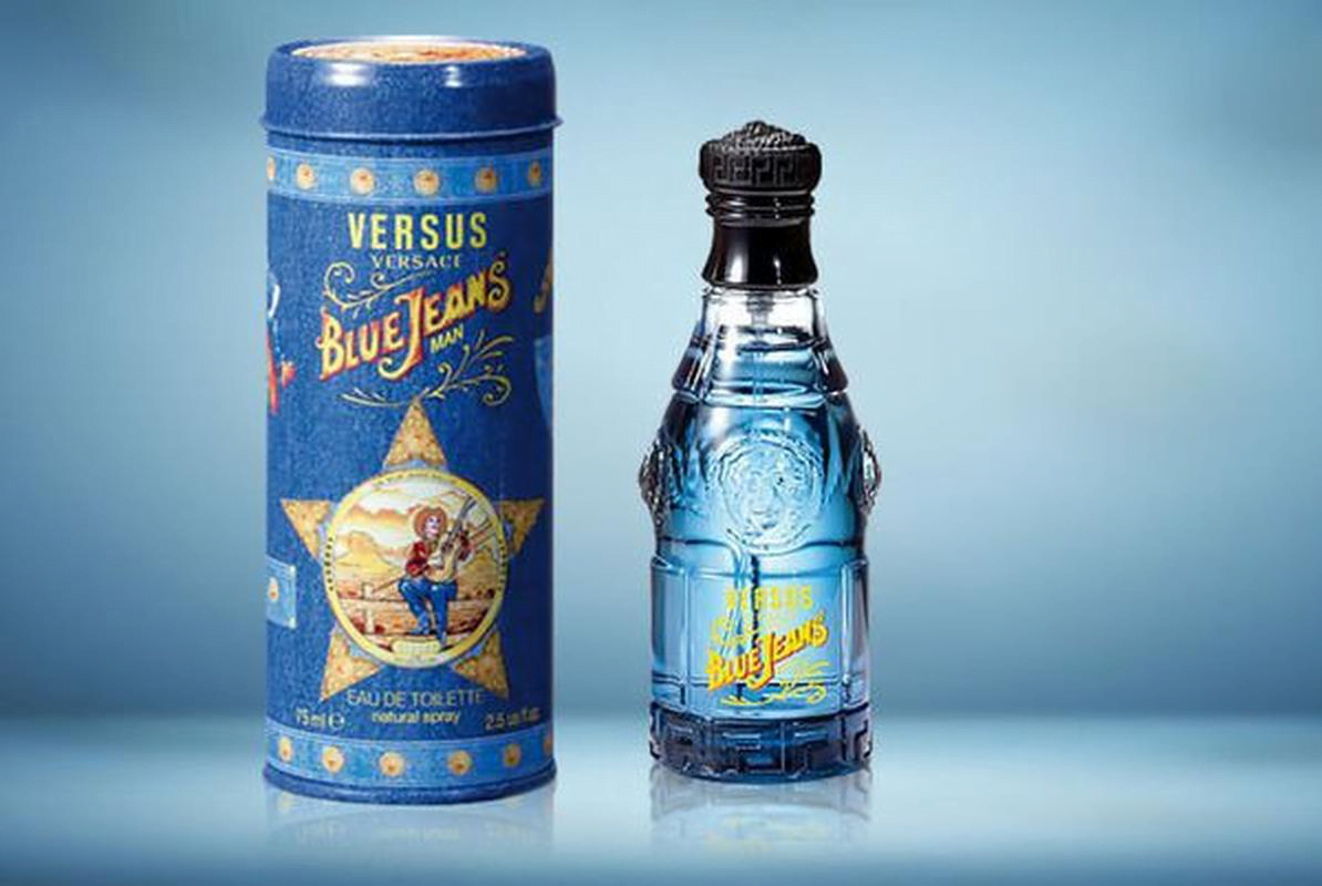 Versace Versus Blue Jeans mẫu được phái mạnh yêu thích
