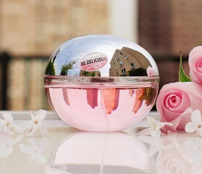 DKNY Be Delicious Fresh Blossom sở hữu hương thơm ngọt ngào, quyến rũ