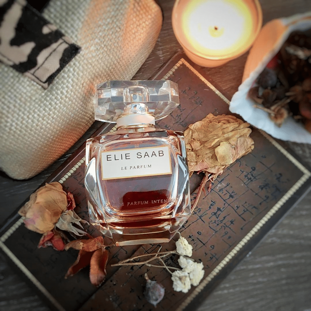 Hãng nước hoa Elie Saab có tuổi đời gần một thập kỷ