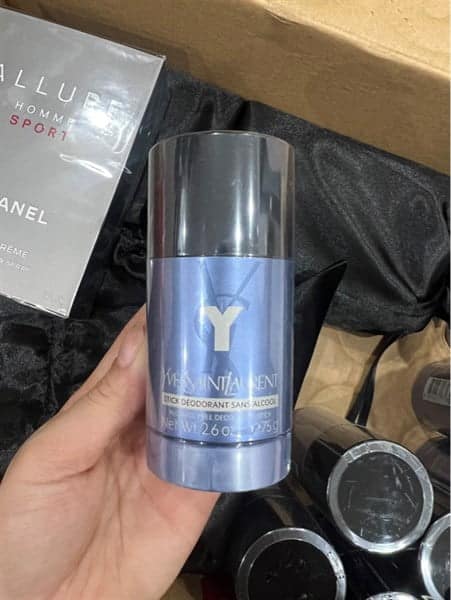 Lăn Khử Mùi Nước Hoa Nam Yves Saint Laurent YSL Y 75g