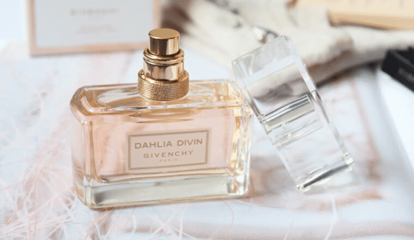 Hướng dẫn cách phân biệt nước hoa Givenchy thật và giả 