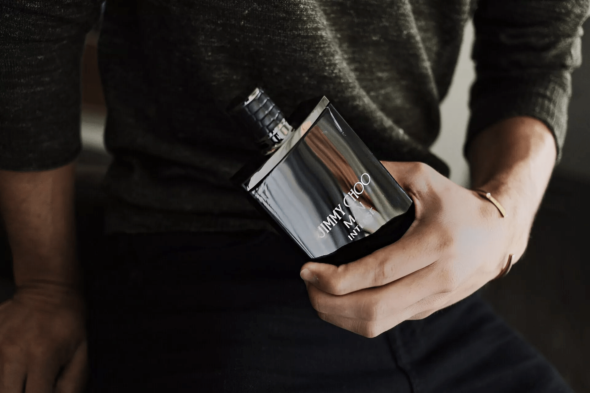 Jimmy Choo chinh phục người yêu nước hoa theo 1 cách rất riêng