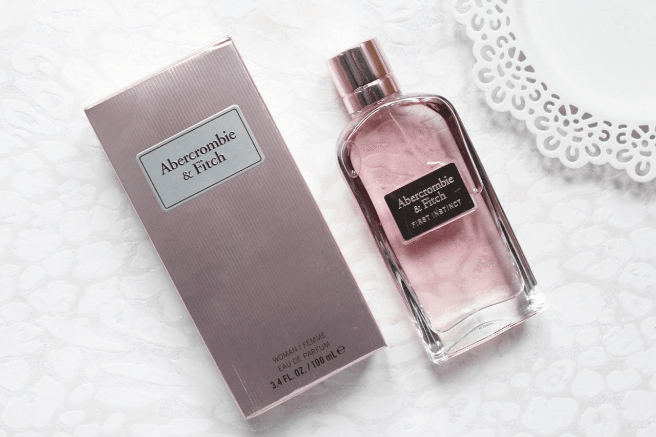Nước hoa Abercrombie & Fitch thật có đặc điểm gì