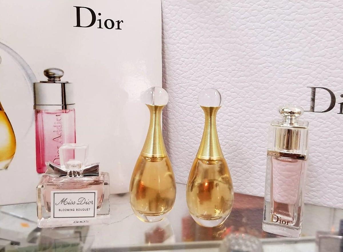 Mua Set nước hoa Dior Mini 4 chai chính hãng ở đâu? Phân biệt thật giả