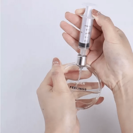 Mách bạn những cách chiết nước hoa "dễ như ăn kẹo"