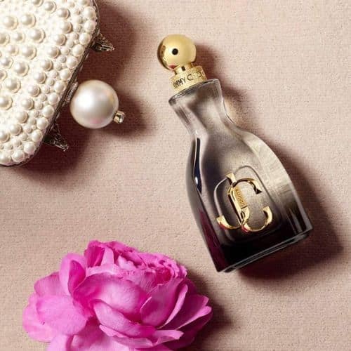 Top 10 chai nước hoa nữ được yêu thích nhất năm 2023