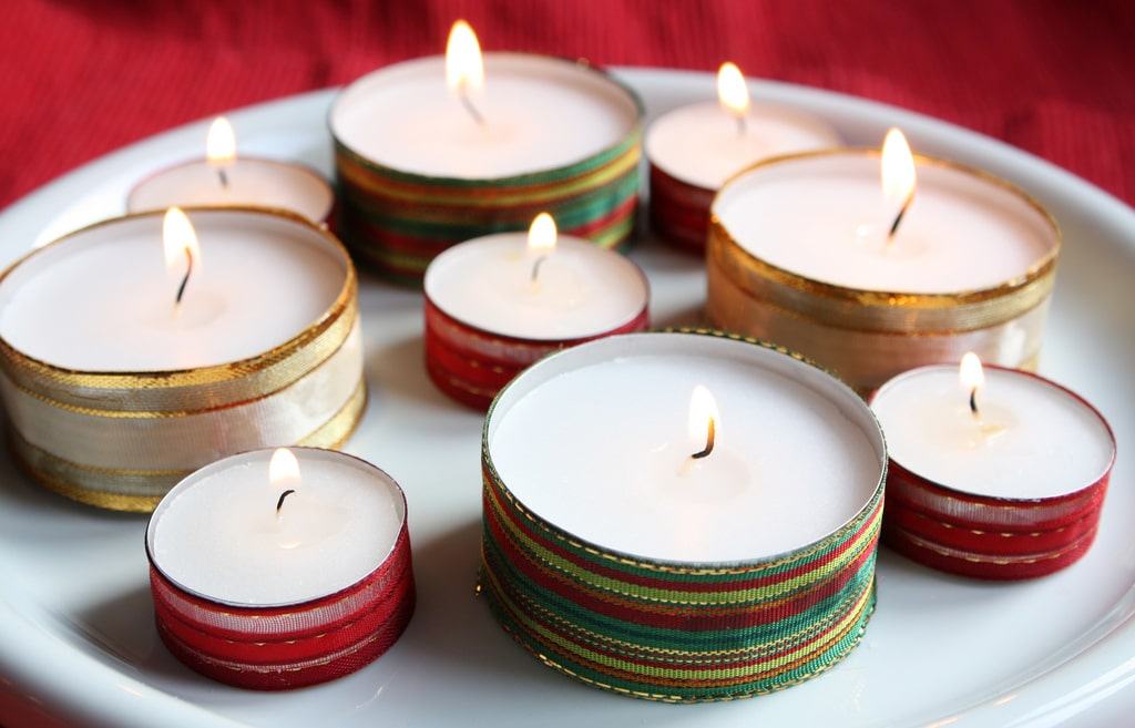 Hướng dẫn làm nến thơm cực đơn giản tại nhà để tặng "nửa kia"