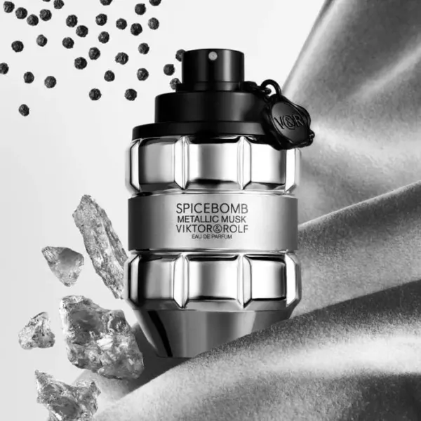 Nước Hoa Nam Viktor&Rolf Spicebomb Metallic Musk